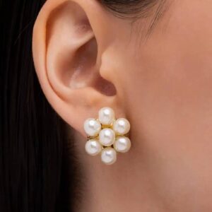 Elegant Pearl Cluster Stud Earrings